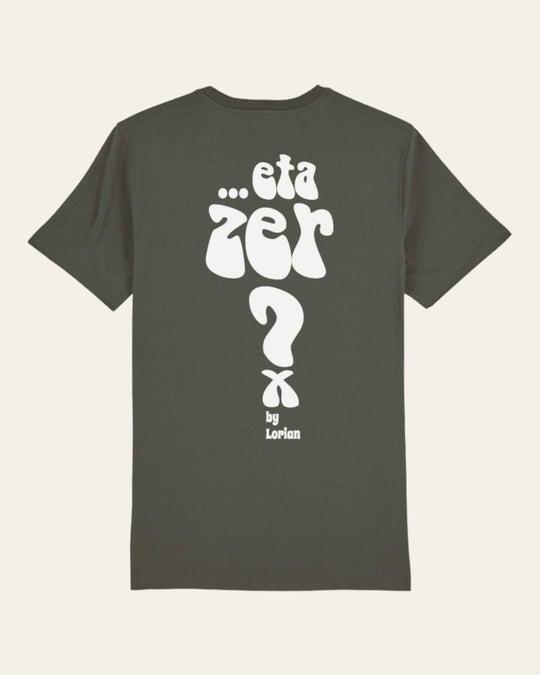 Y QUÉ? Camiseta